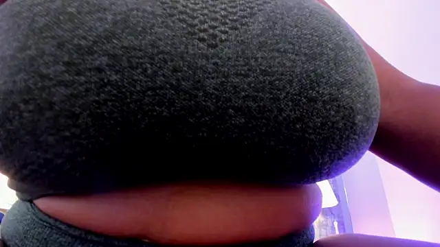 Ciara_Benet webcam