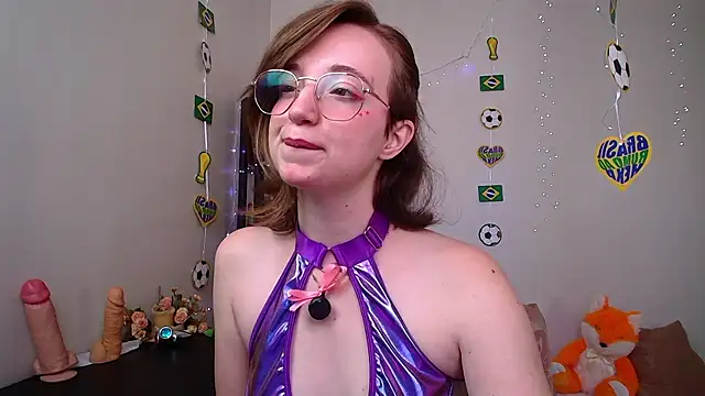 Elise_Nyx webcam