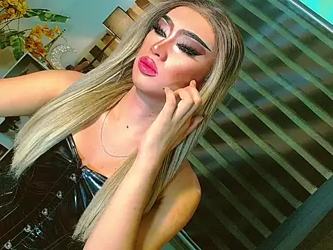 HOLLYWOOD_QUEEN_88 webcam