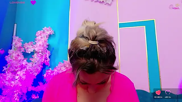 AriannaSins webcam