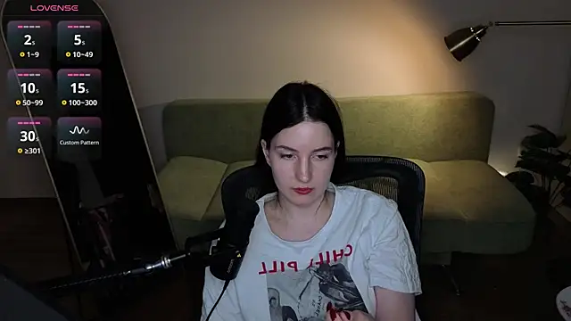Naomi_Velvet webcam