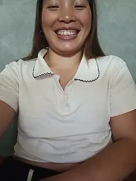 Evelyn-n webcam