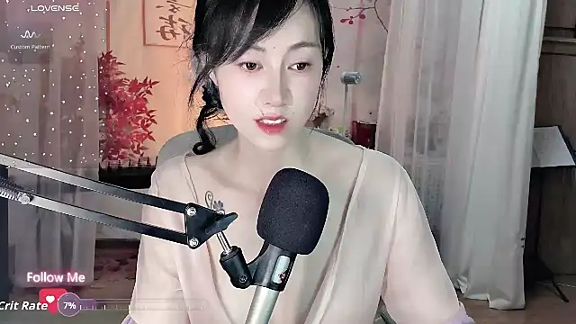 noomi-1111 webcam