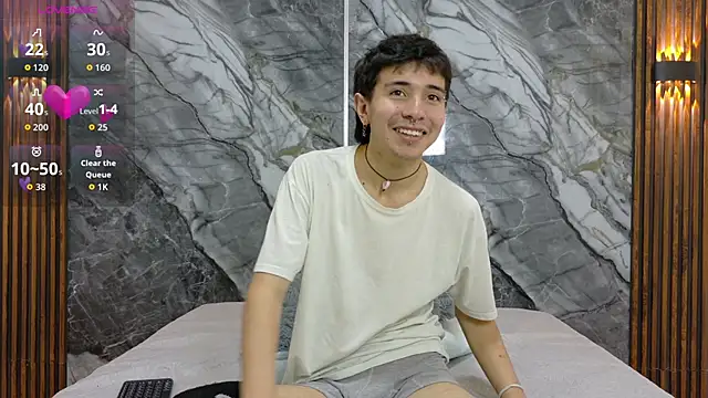 NoahWalker__ webcam
