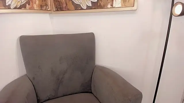 Mia_Velvee webcam