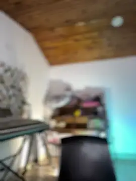 NikkiNix webcam