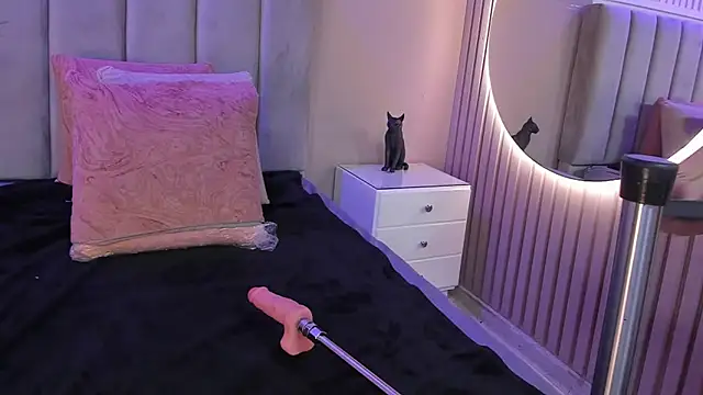 mia_vanegas webcam
