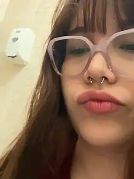Jennifer_xxx06 webcam