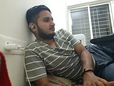 young-hairy-jon webcam