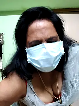 mallu_maya_dwv webcam