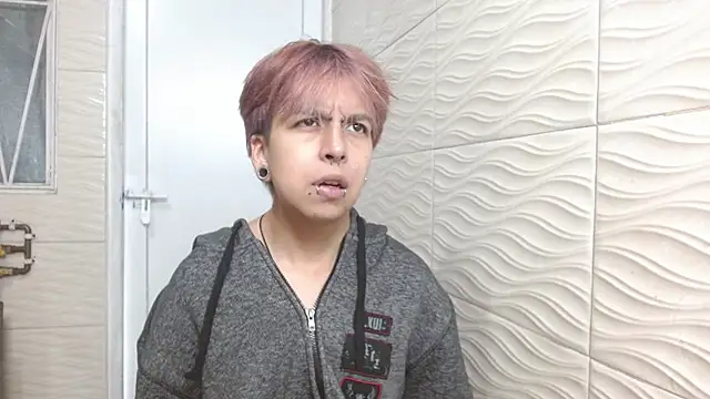 Madewithhell webcam