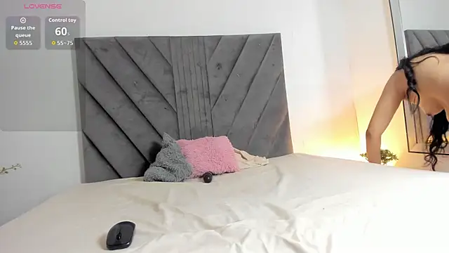 Miaatorres_ webcam