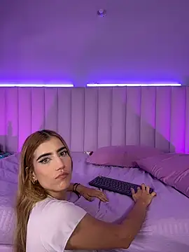 SecretLoversVIP webcam