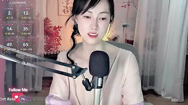 noomi-1111 webcam