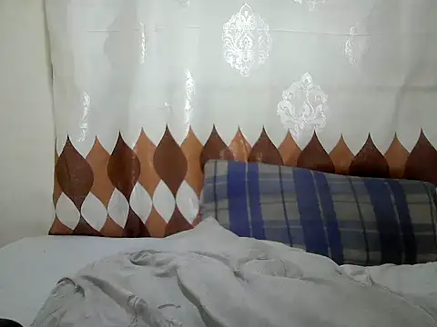 reina_cute webcam