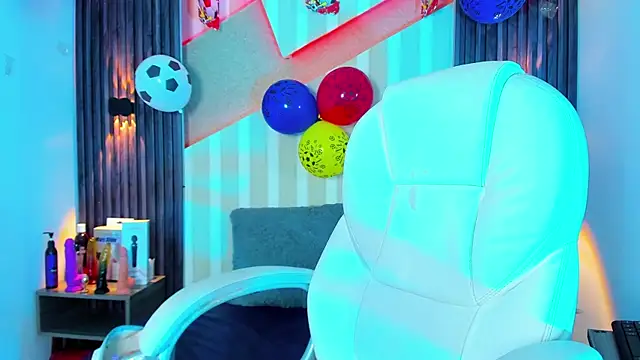 MadisonYoung000 webcam