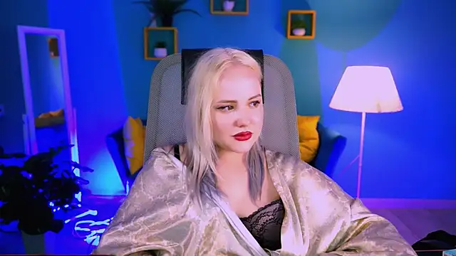 stellawatts webcam