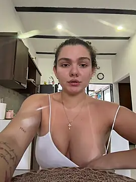 Eva_stark10