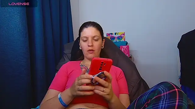 Ann_mikela webcam