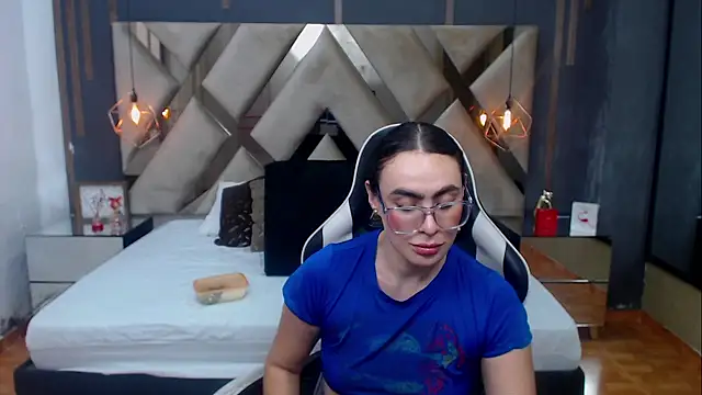 MartinaaFit webcam