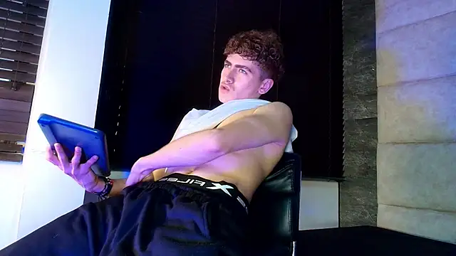 Tyler_Mcrey webcam