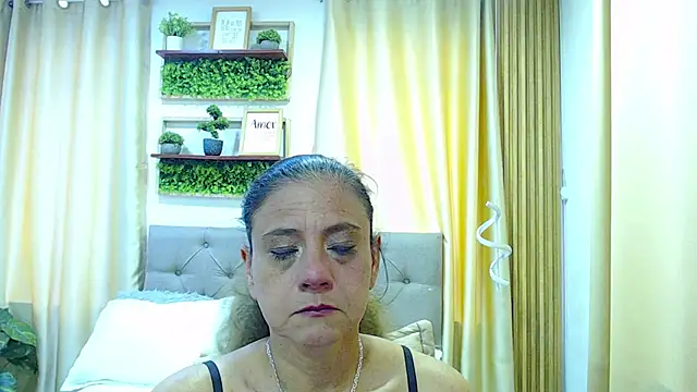 sasi_luna webcam