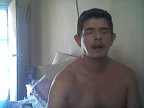 Marobronco live cam on StripChat