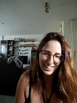 Maya_Brooke webcam