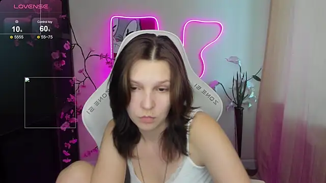 AudreyyKim live cam on StripChat