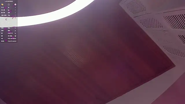 elodie_walker webcam