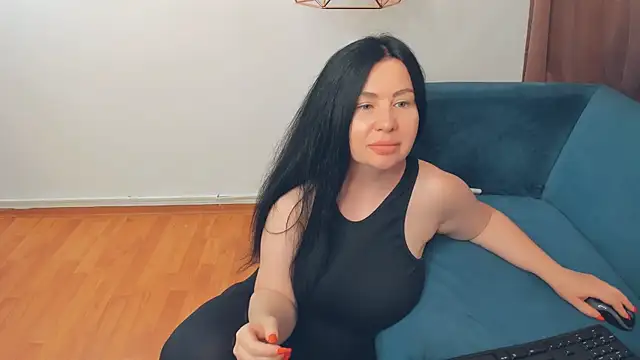 BrilliantGirll webcam
