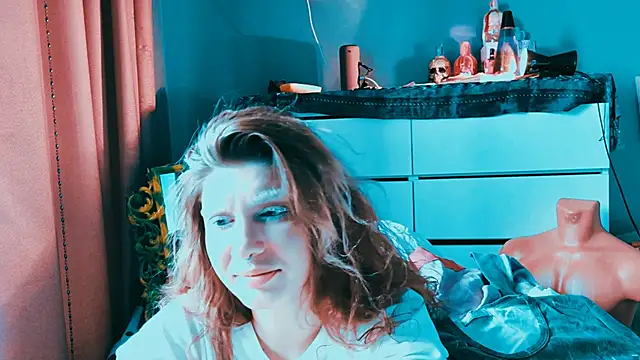 VivienDarkbloom webcam