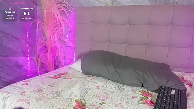 victoria_keyy webcam