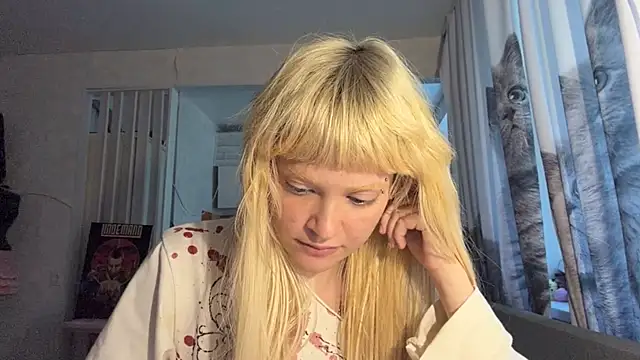 FreedaDeloach webcam