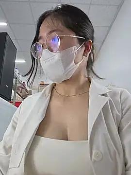 HinaLovely webcam