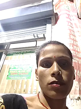 Roohi-hot webcam