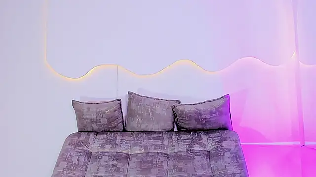 ArohomLester_ webcam