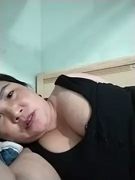 Naaya8109 webcam