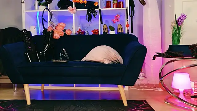 Ella__Kross webcam