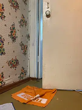 Nenssy555 webcam