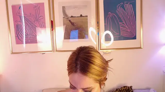 Lyana_xz webcam