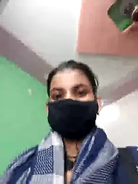 Aafreen_36 live cam on StripChat