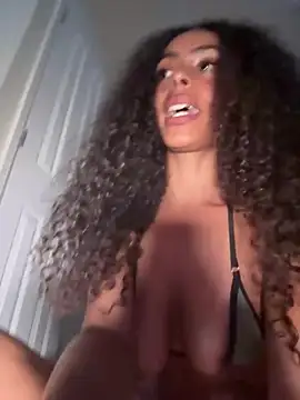 yasmingarcia live