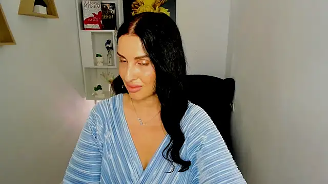 HoneyBlossome webcam