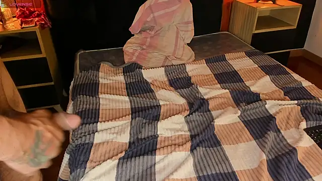 Stormandloganxx webcam