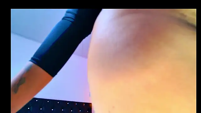 SQUIRT4UMEGAN