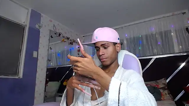 Santy_bigcock_01