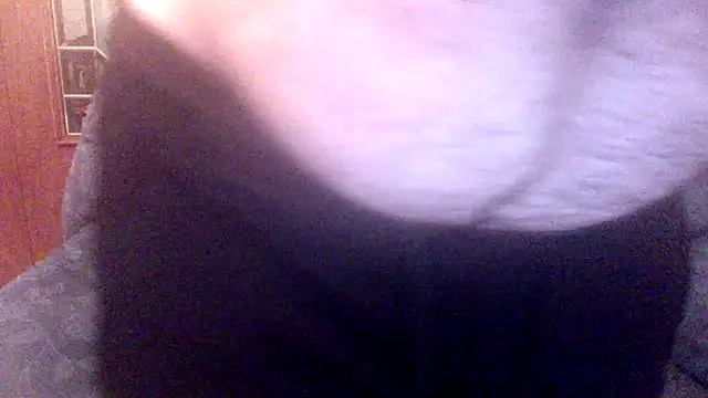 spartan24cm live cam on StripChat
