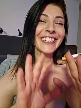 AryaSummersReal