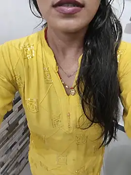 Shalini_gi webcam